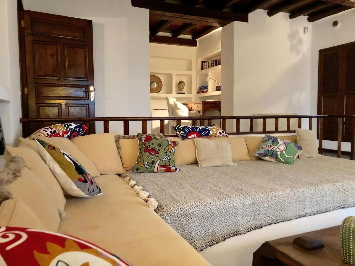 Villa Mare Bella Chao Sea View Private Heated Solar Pool Ac 卡门港 0*,  西班牙