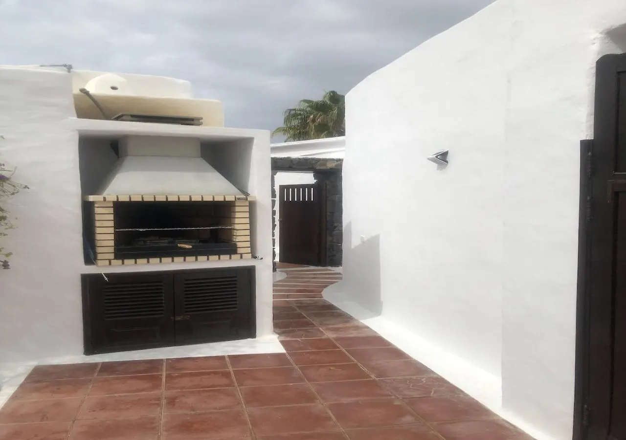 Villa Mare Bella Chao Sea View Private Heated Solar Pool Ac Puerto del Carmen  Espagne