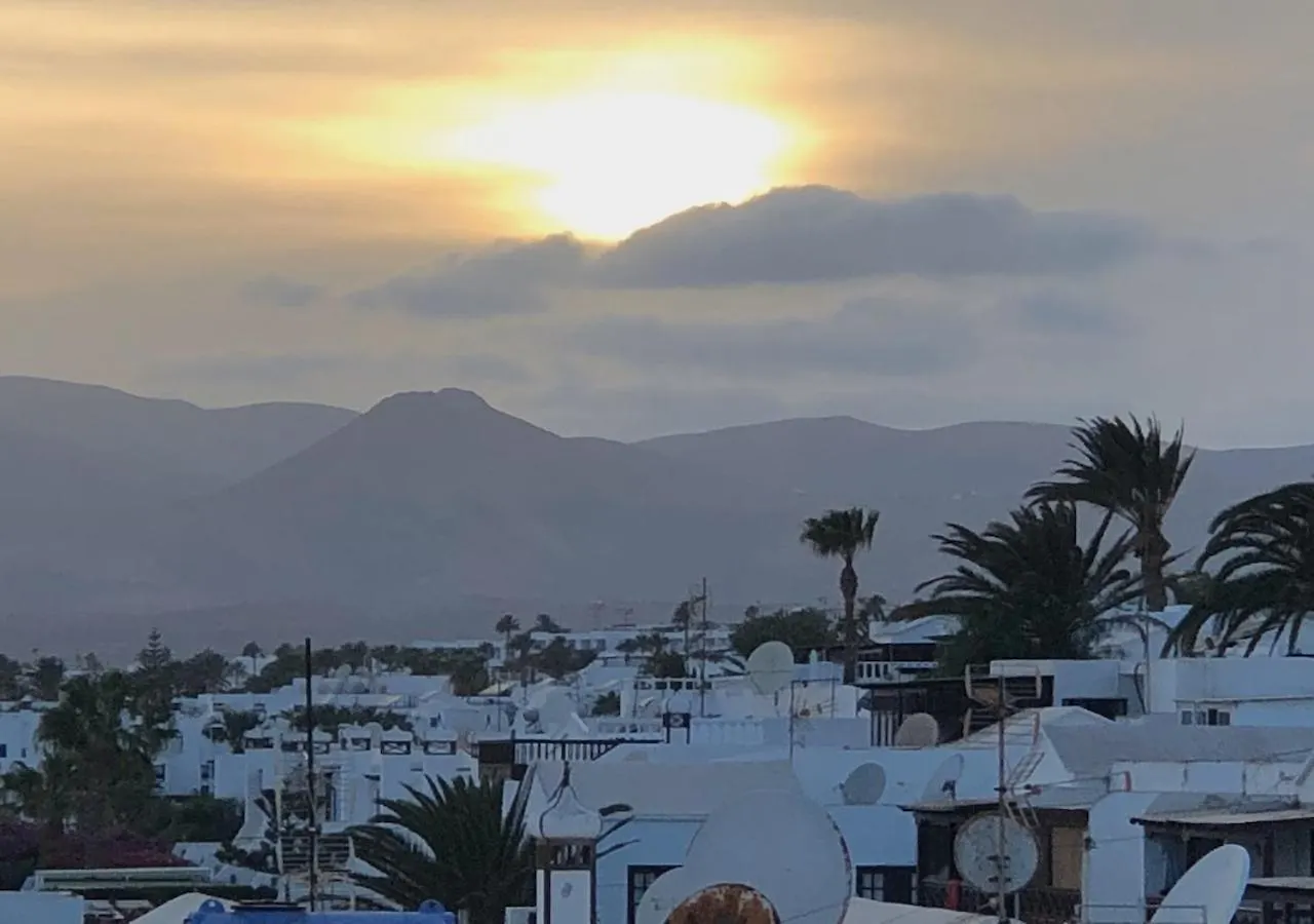 Villa Mare Bella Chao Sea View Private Heated Solar Pool Ac Puerto del Carmen   Puerto del Carmen (Lanzarote)
